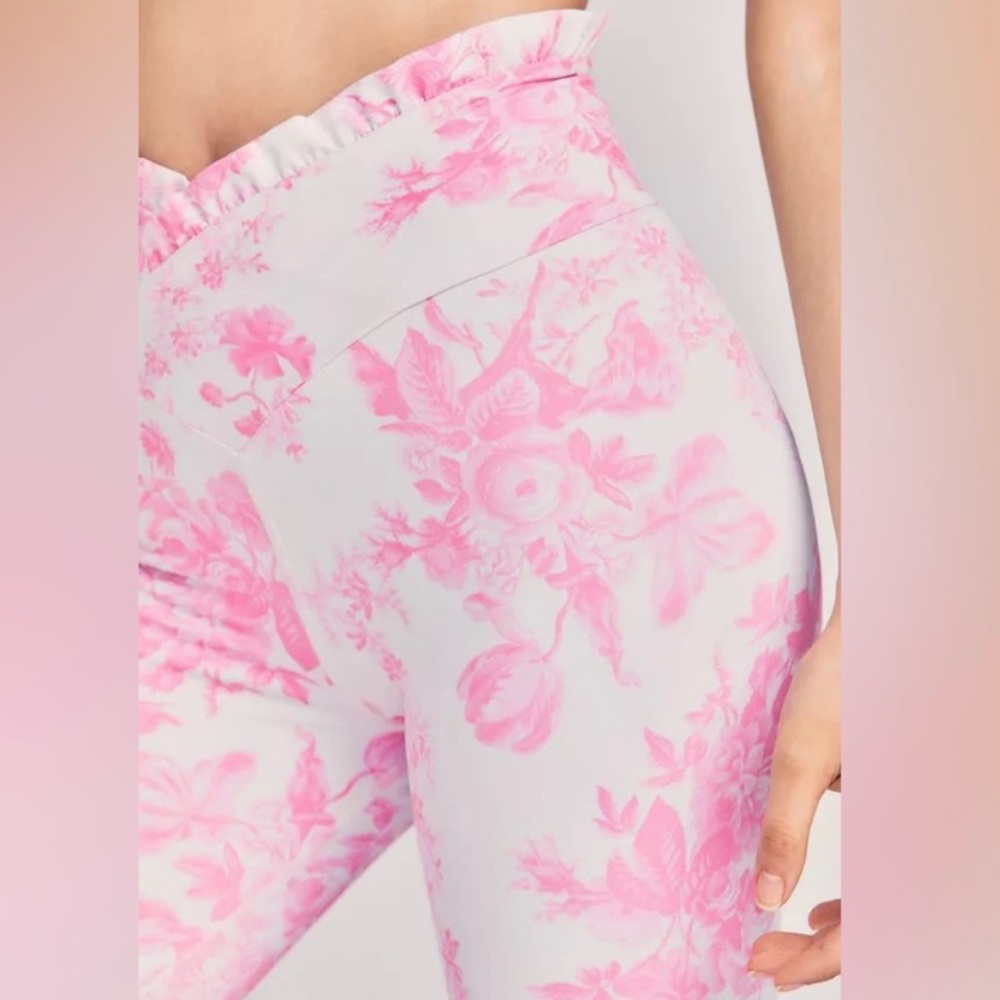 Loveshack Fancy x Beach riot leggings 🎀
